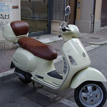 schienale-sella-cuoio-vespa
