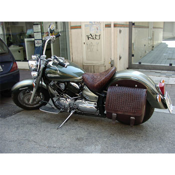 mono-borsa-laterale-intrecciata-moto-cuoio-Yamaha-dragstar